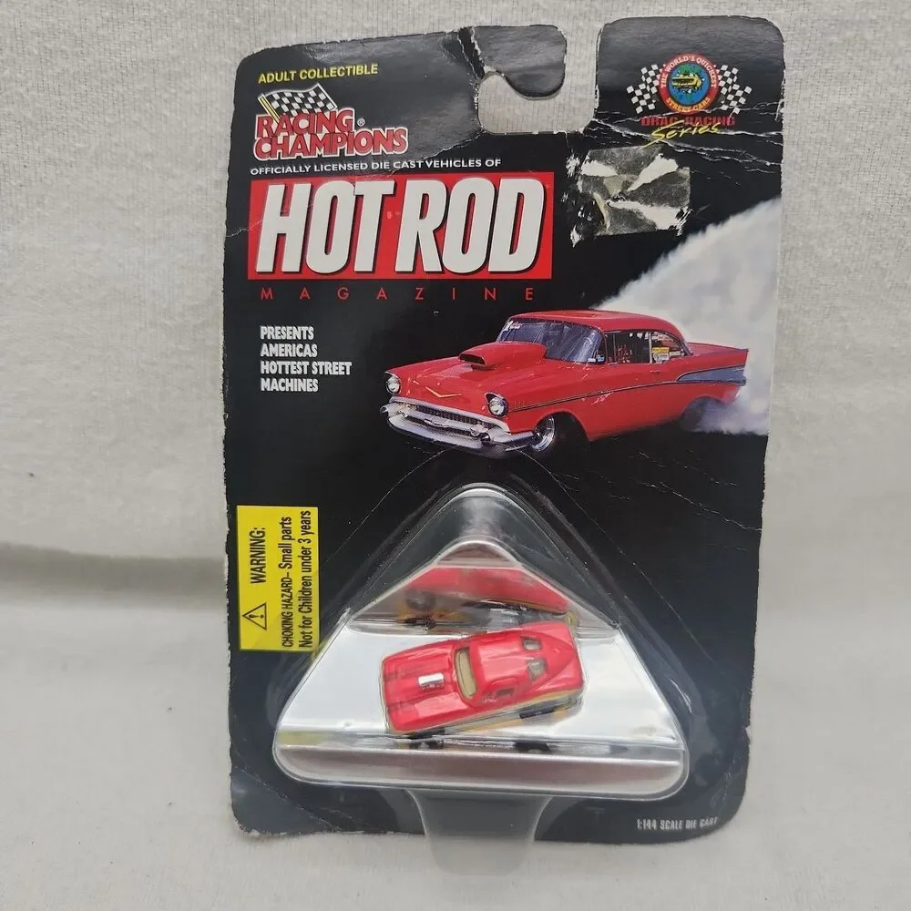 Model Car 1997 Racing Champions Drag 1/144 Hot Rod Magazine Red 1963 Corvette